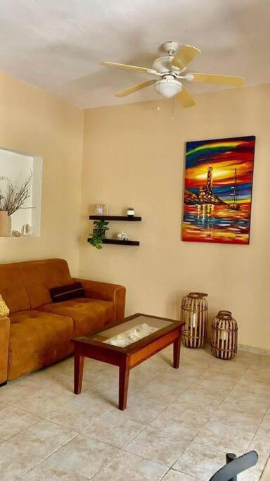 Beachfront Apartment With Swimming Pool. One Bedroom Celestun Buitenkant foto